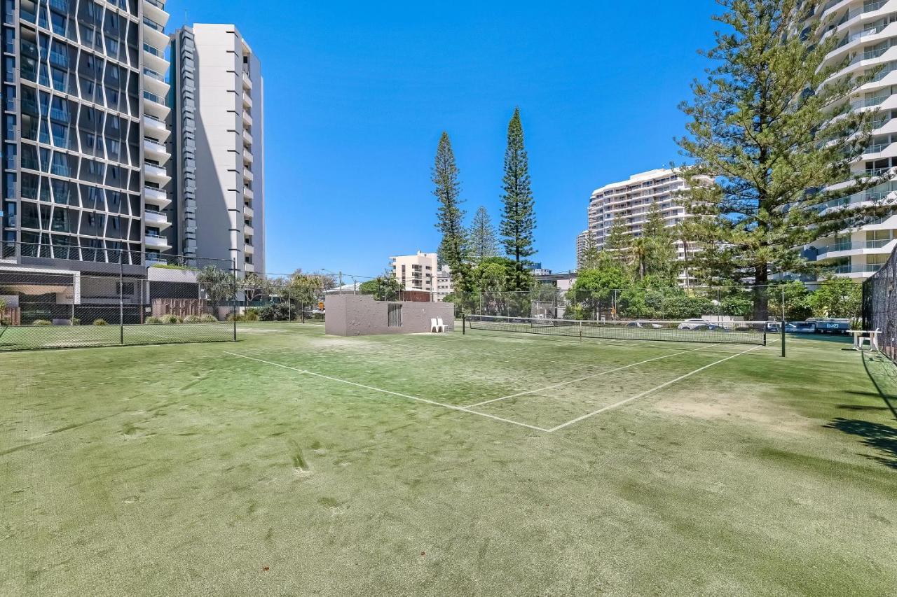 Surfers Century Oceanside Apartments Gold Coast Exterior foto