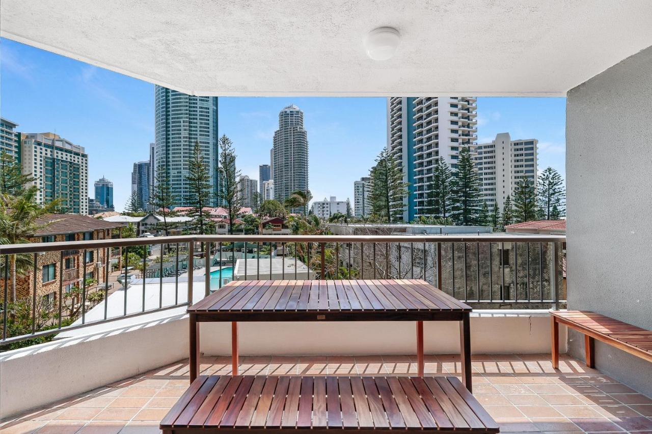 Surfers Century Oceanside Apartments Gold Coast Exterior foto