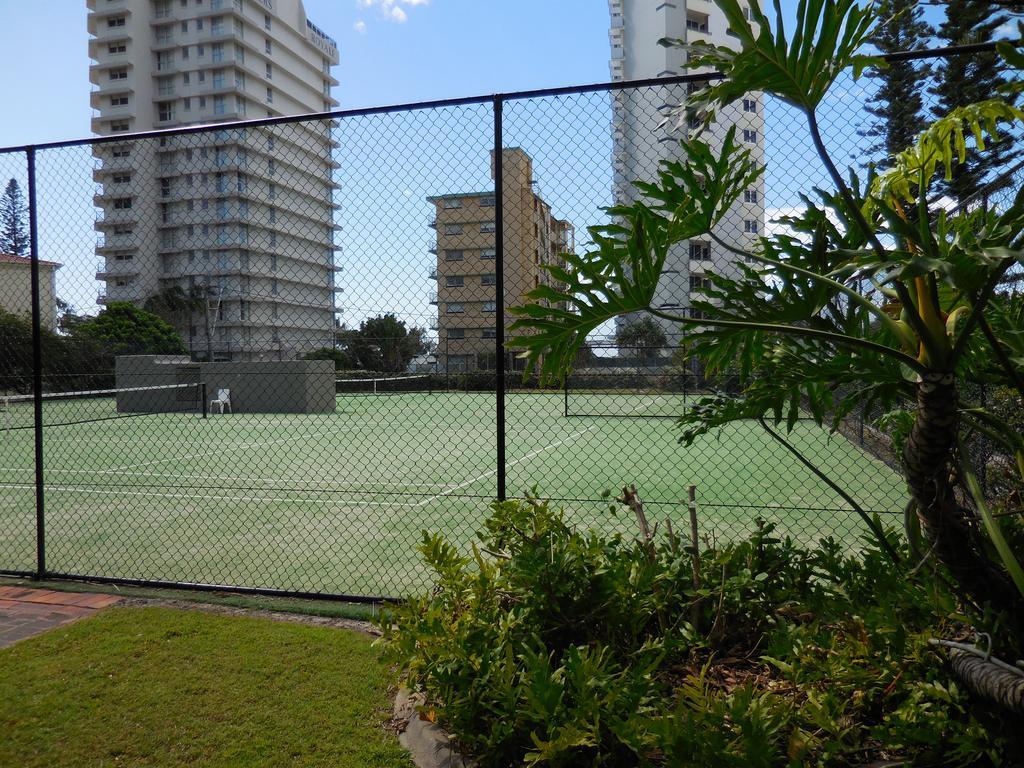 Surfers Century Oceanside Apartments Gold Coast Exterior foto