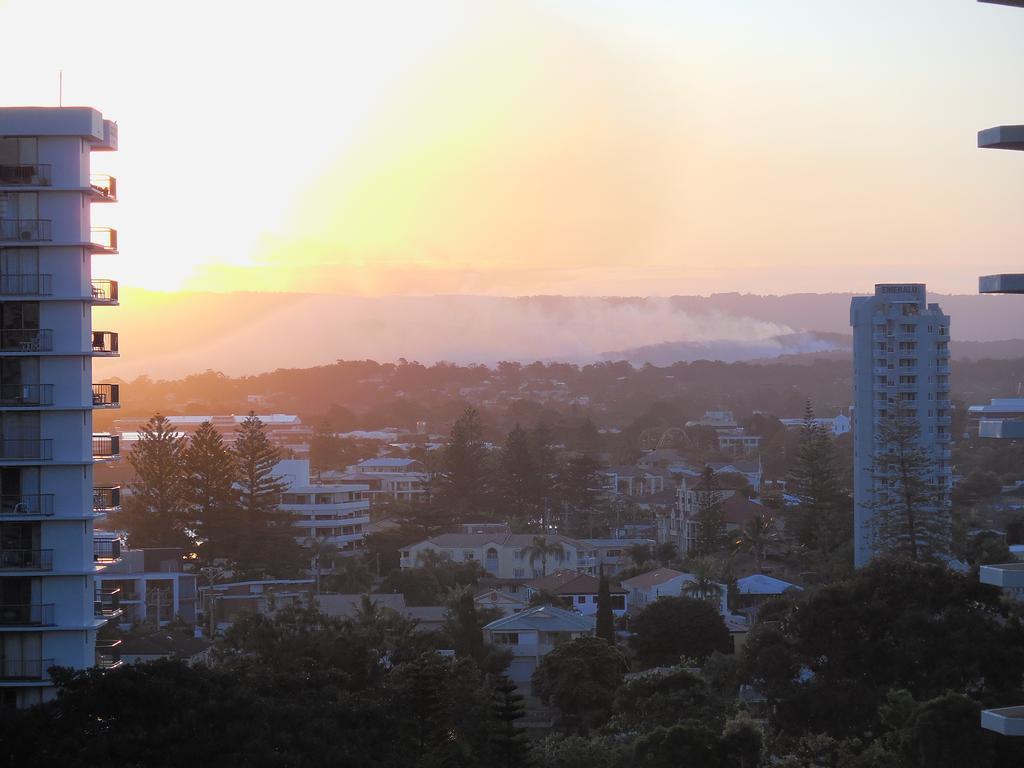 Surfers Century Oceanside Apartments Gold Coast Exterior foto